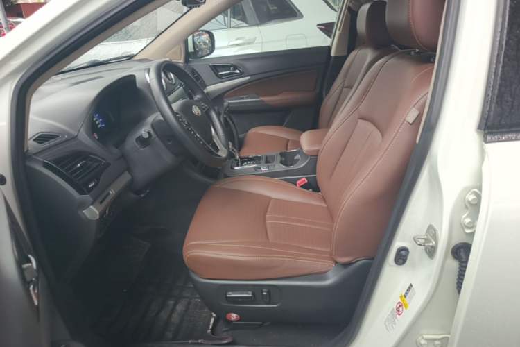 Used BYD S7 2015 2.0T Upgraded Automatic Luxury Version Left Front Seat