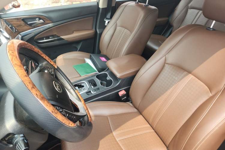 Used BYD S7 2015 2.0T Automatic Prestige Model Left Front Seat