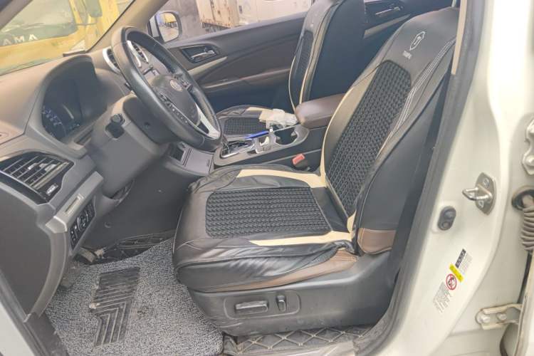 Used BYD S7 2015 2.0T Upgraded Automatic Luxury Version Left Front Seat