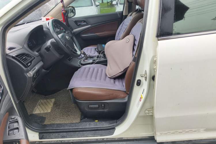 Used BYD S7 2015 2.0T Upgraded Automatic Luxury Version Left Front Seat