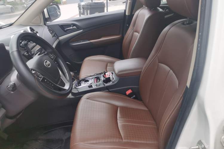 Used BYD S7 2015 2.0T Upgraded Automatic Luxury Version Left Front Seat