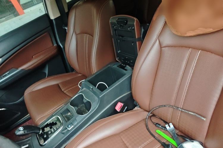 Used BYD S7 2015 2.0T Upgraded Automatic Flagship Version Left Front Seat