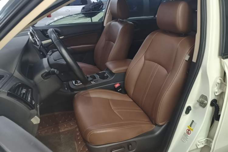 Used BYD S7 2015 2.0T Upgraded Automatic Luxury Version Left Front Seat