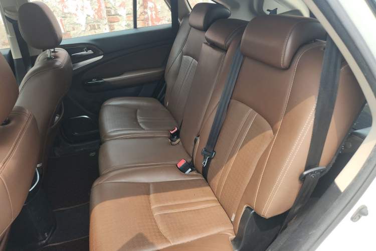 Used BYD S7 2015 2.0T Automatic Prestige Model Left Rear Seat