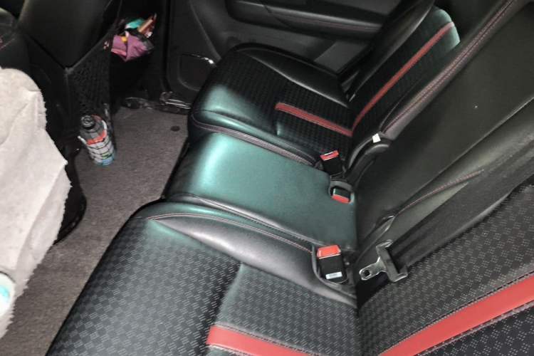 Used BYD S7 2015 2.0T Automatic Flagship Edition Left Rear Seat