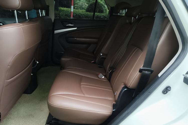 Used BYD S7 2015 2.0T Upgraded Automatic Flagship Version Left Rear Seat