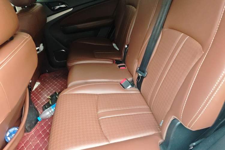 Used BYD S7 2015 2.0T Upgraded Automatic Flagship Version Left Rear Seat