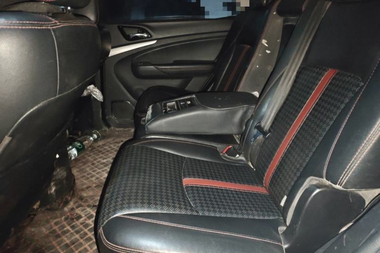 Used BYD S7 2015 2.0T Automatic Flagship Edition Left Rear Seat