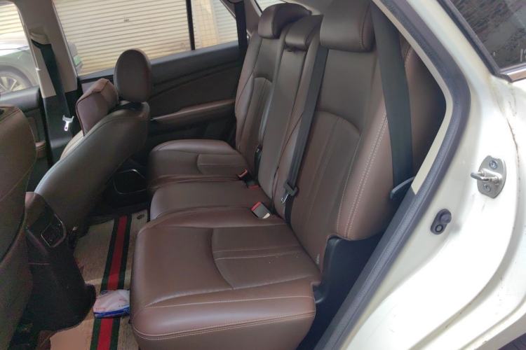 Used BYD S7 2015 2.0T Upgraded Automatic Luxury Version Left Rear Seat