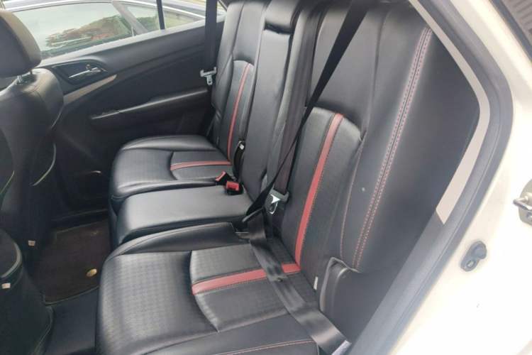 Used BYD S7 2015 2.0T Automatic Prestige Model Left Rear Seat