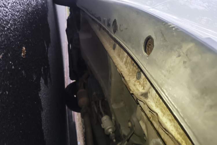 Used BYD S7 2015 2.0T Upgraded Automatic Flagship Version Left Side Sill