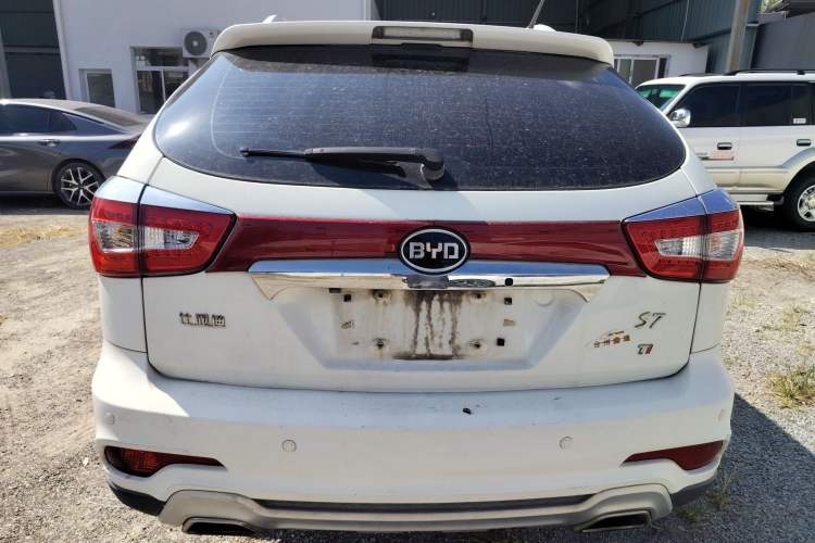 Used BYD S7 2015 1.5T Manual Luxury Model Rear