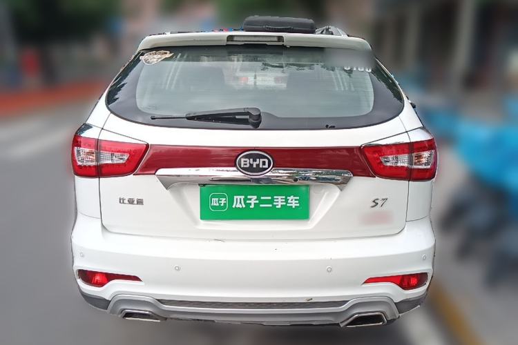 Used BYD S7 2015 2.0T Upgraded Automatic Luxury Version Rear