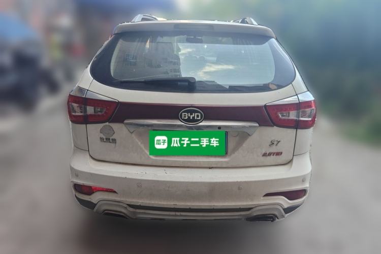 Used BYD S7 2015 2.0T Automatic Prestige Model Rear