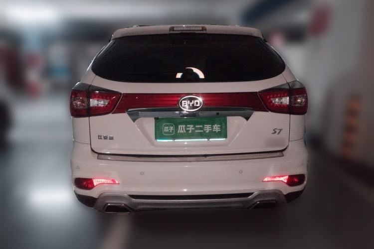 Used BYD S7 2015 2.0T Automatic Flagship Edition Rear