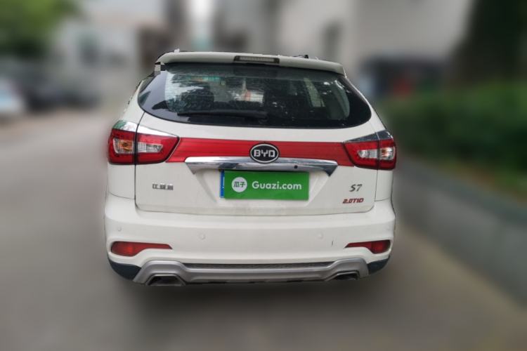 Used BYD S7 2015 2.0T Automatic Prestige Model Rear