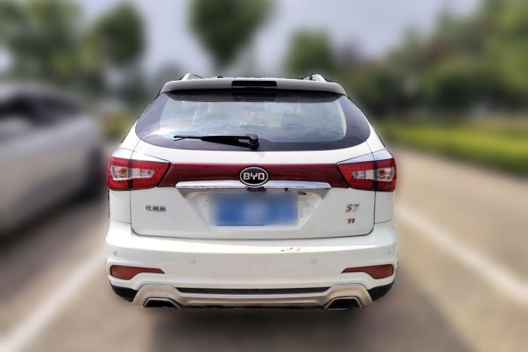 Used BYD S7 2015 1.5T Manual Luxury Model Rear