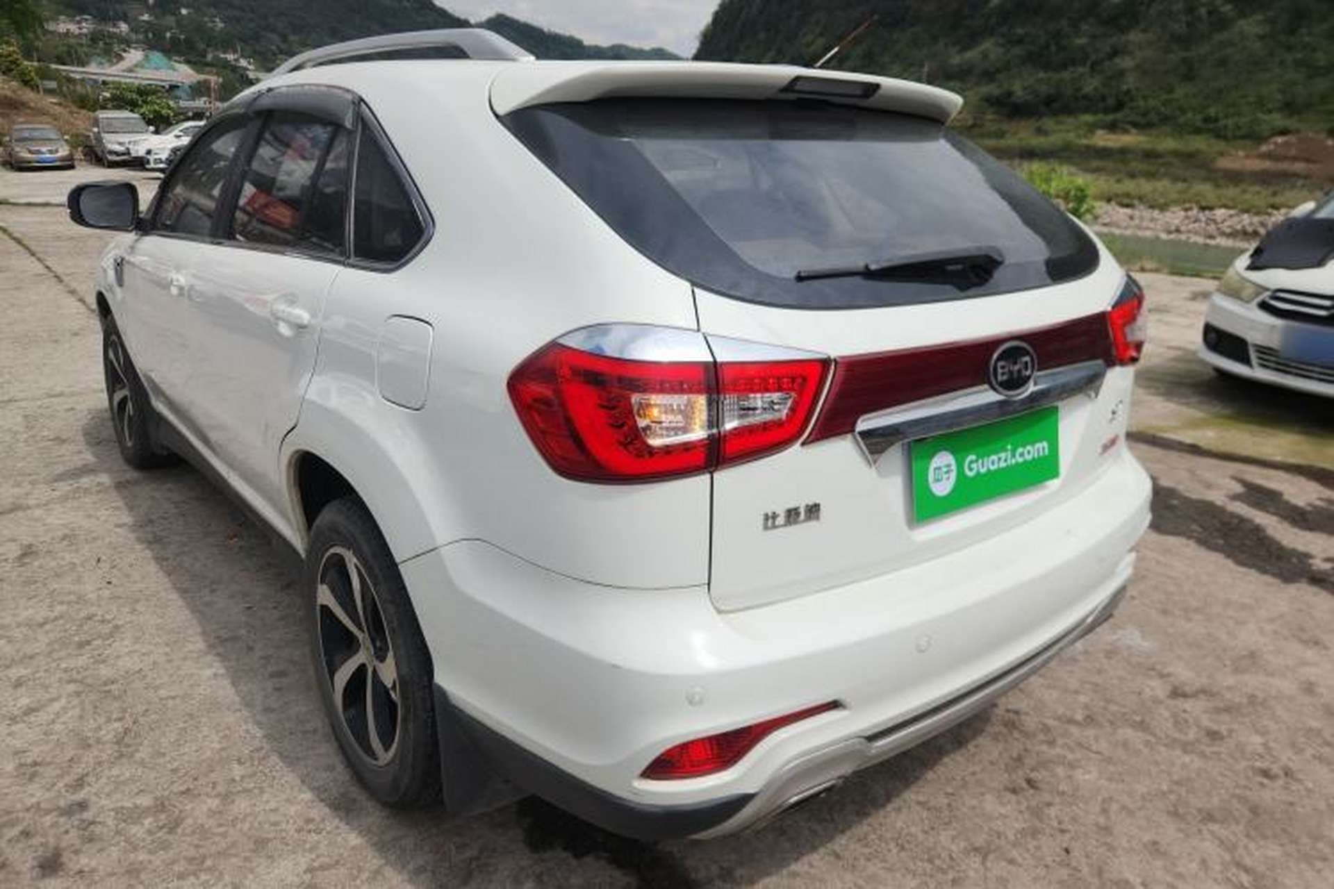 Used BYD S7 2015 2.0T Upgraded Automatic Luxury Version Rear Left 45 Deg