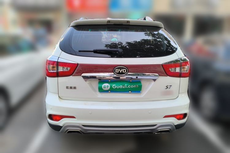 Used BYD S7 2015 2.0T Automatic Prestige Model Rear