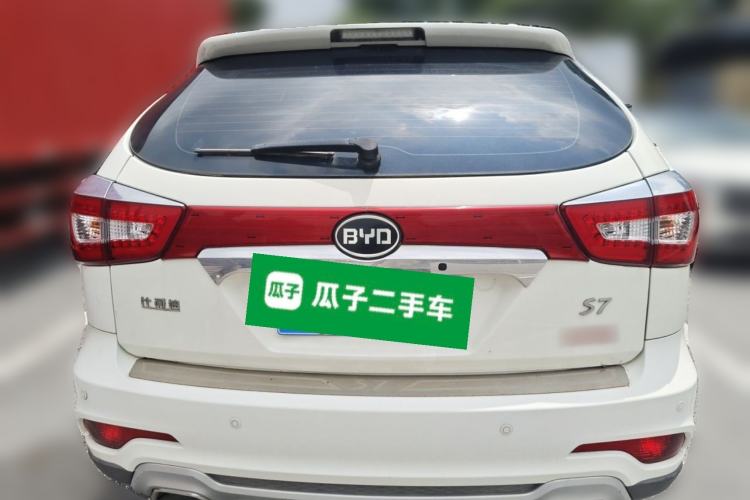 Used BYD S7 2015 2.0T Upgraded Automatic Luxury Version Rear