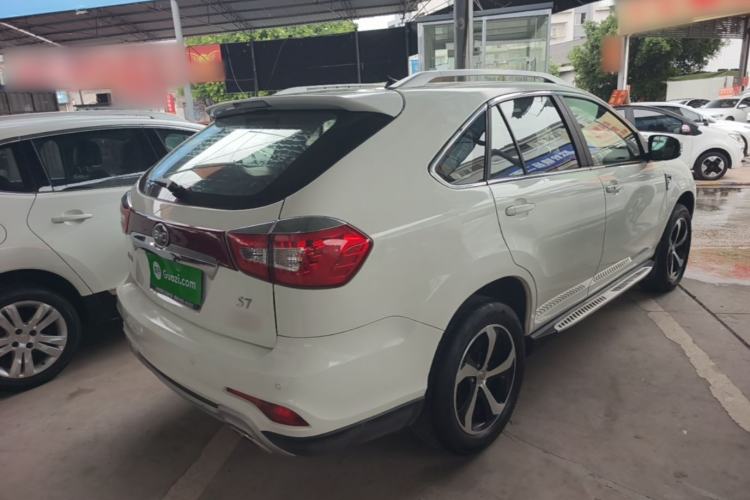 Used BYD S7 2015 2.0T Upgraded Automatic Luxury Version Rear Right 45 Deg