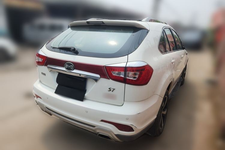 Used BYD S7 2015 2.0T Automatic Prestige Model Rear Right 45 Deg