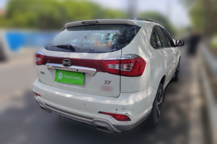 Used BYD S7 2015 2.0T Upgraded Automatic Luxury Version Rear Right 45 Deg