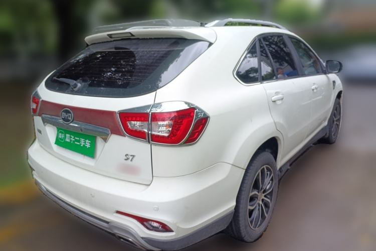 Used BYD S7 2015 2.0T Automatic Prestige Model Rear Right 45 Deg