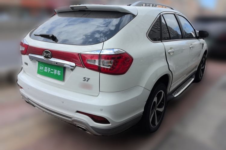 Used BYD S7 2015 2.0T Upgraded Automatic Flagship Version Rear Right 45 Deg