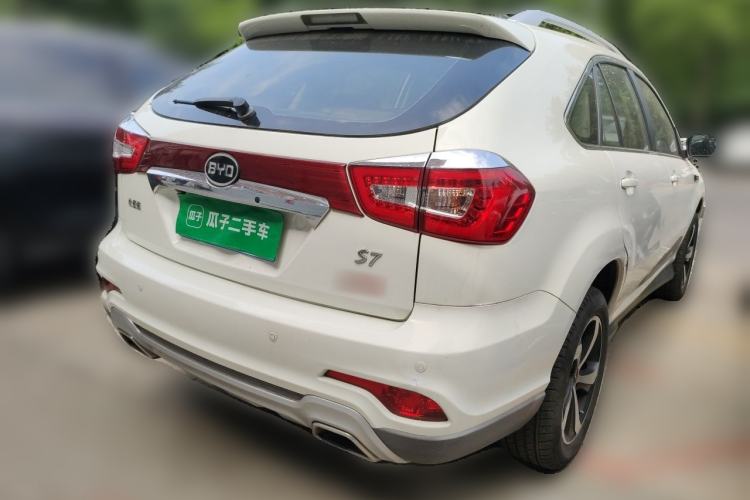 Used BYD S7 2015 2.0T Upgraded Automatic Luxury Version Rear Right 45 Deg