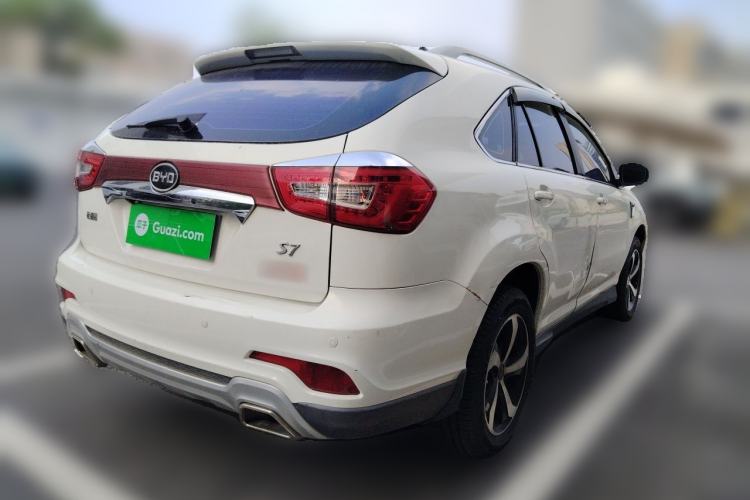 Used BYD S7 2015 2.0T Upgraded Automatic Luxury Version Rear Right 45 Deg