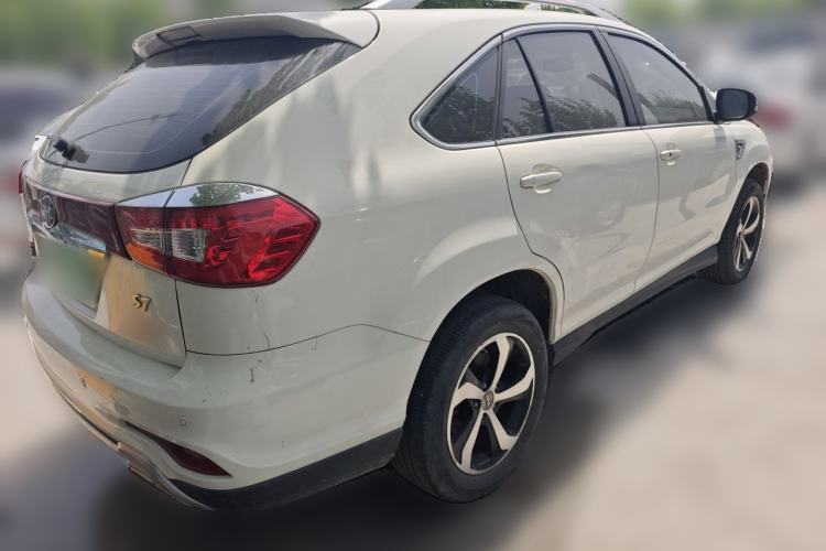 Used BYD S7 2015 2.0T Upgraded Automatic Luxury Version Rear Right 45 Deg