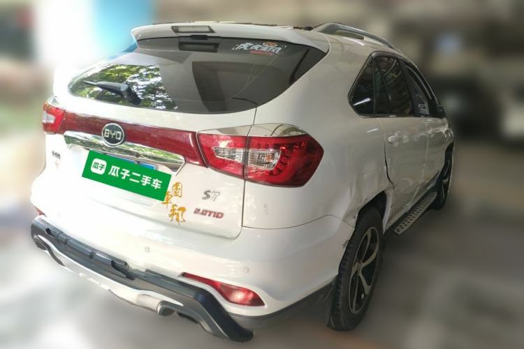 Used BYD S7 2015 2.0T Upgraded Automatic Luxury Version Rear Right 45 Deg