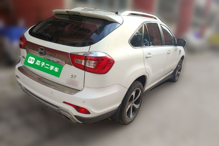 Used BYD S7 2015 2.0T Automatic Prestige Model Rear Right 45 Deg