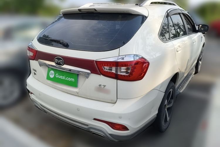 Used BYD S7 2015 2.0T Upgraded Automatic Luxury Version Rear Right 45 Deg