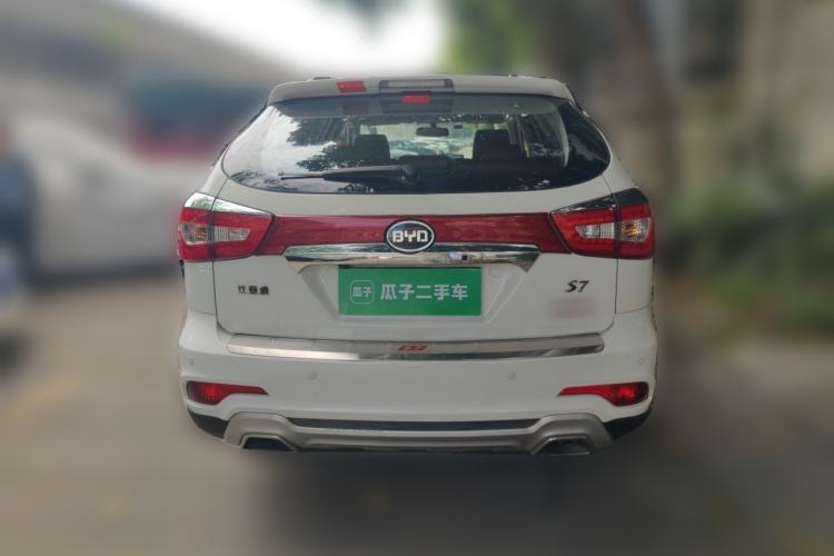 Used BYD S7 2015 2.0T Upgraded Automatic Luxury Version Rear