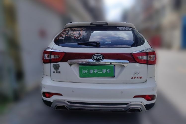 Used BYD S7 2015 2.0T Upgraded Automatic Luxury Version Rear