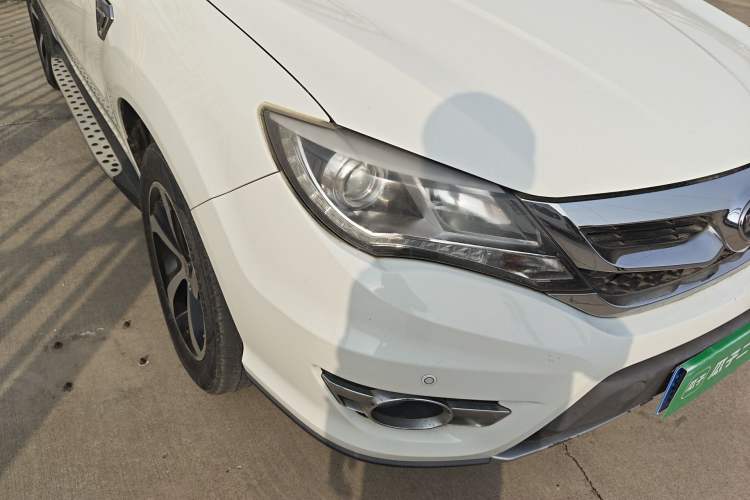 Used BYD S7 2015 2.0T Automatic Flagship Edition Right Front Headlight