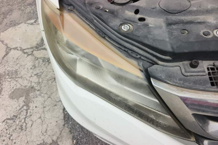 Used BYD S7 2015 1.5T Manual Luxury Model Right Front Headlight