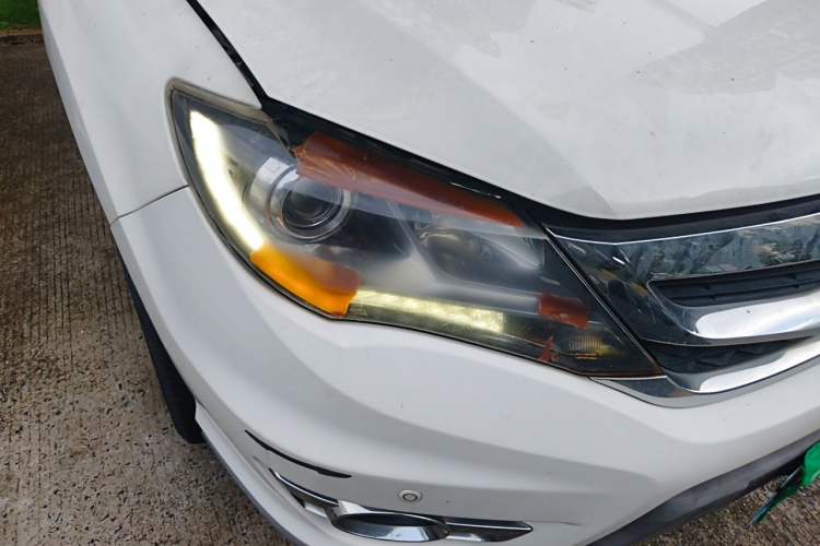 Used BYD S7 2015 2.0T Upgraded Automatic Luxury Version Right Front Headlight