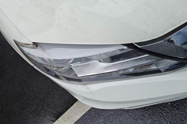 Used BYD S7 2015 2.0T Automatic Luxury Model Right Front Headlight