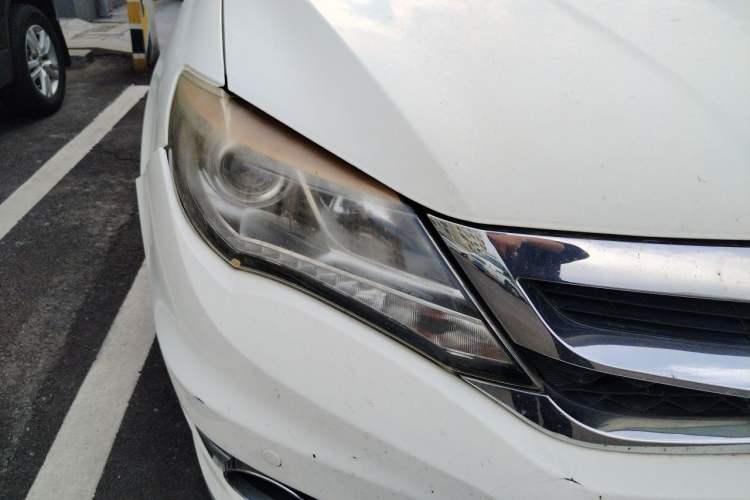 Used BYD S7 2015 2.0T Upgraded Automatic Luxury Version Right Front Headlight