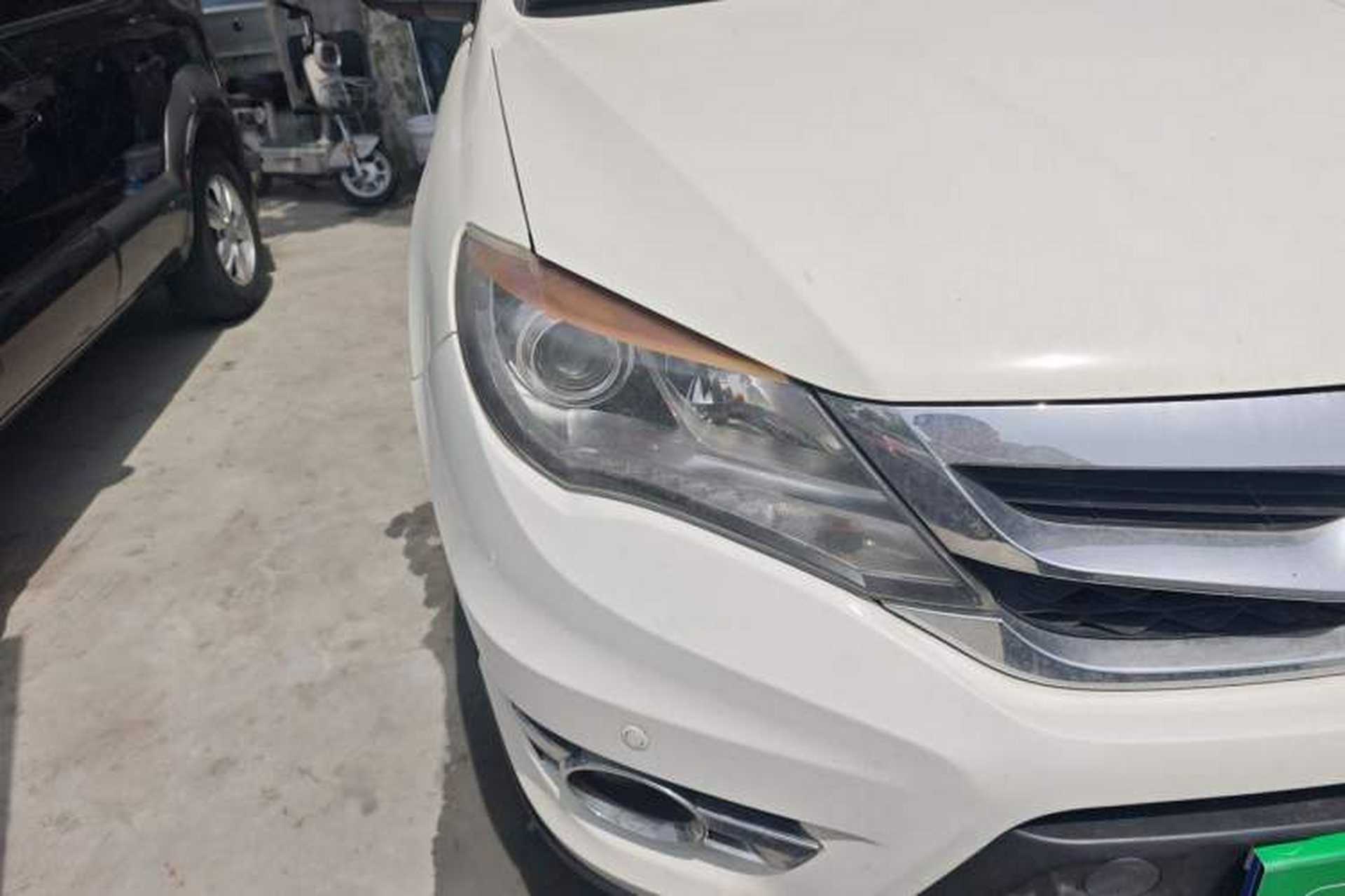Used BYD S7 2015 2.0T Upgraded Automatic Luxury Version Right Front Headlight