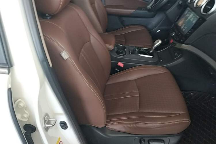 Used BYD S7 2015 2.0T Upgraded Automatic Flagship Version Right Front Seat