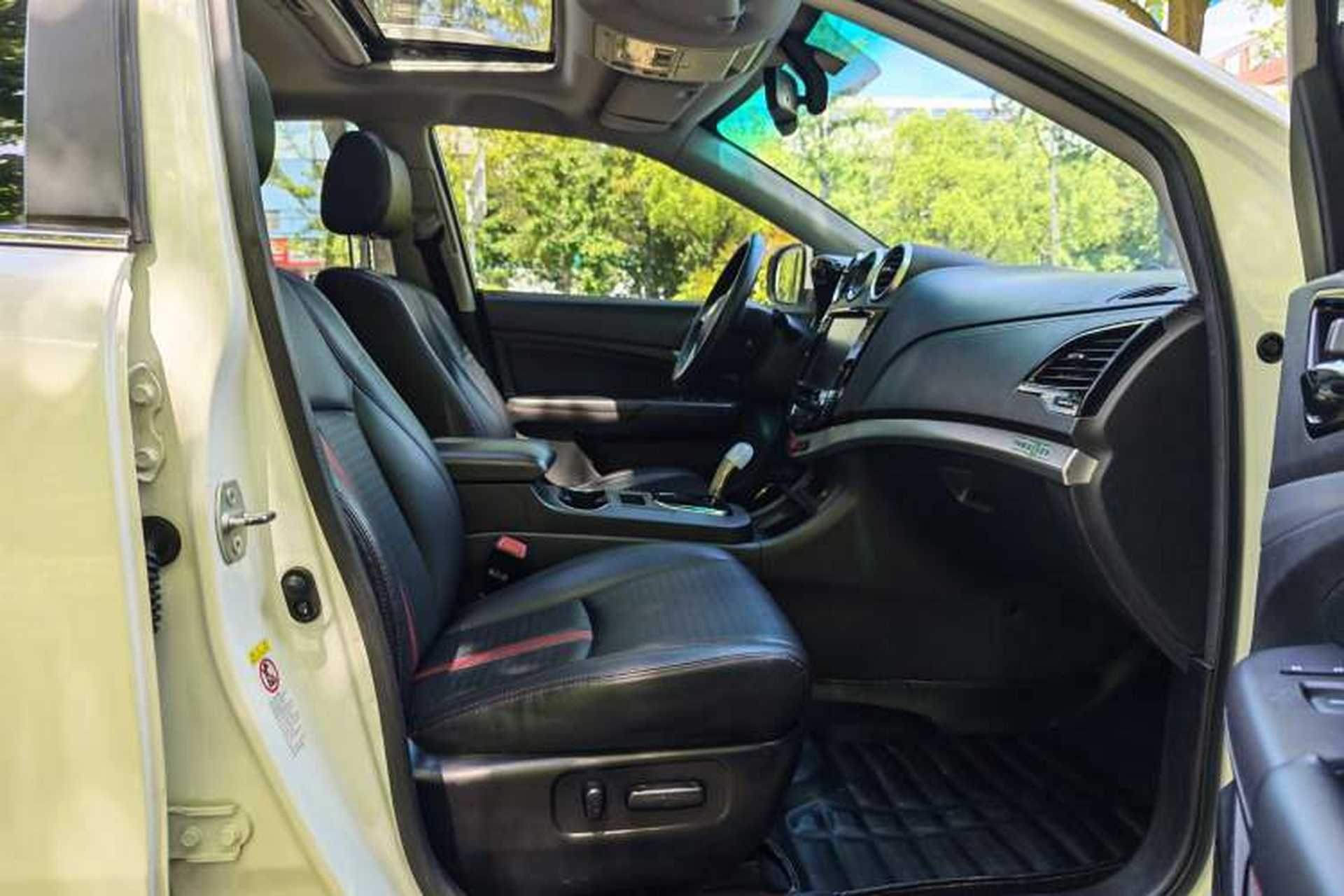 Used BYD S7 2015 2.0T Automatic Prestige Model Right Front Seat