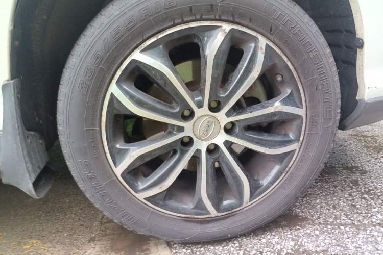 Used BYD S7 2015 2.0T Automatic Prestige Model Right Front Wheel Hub