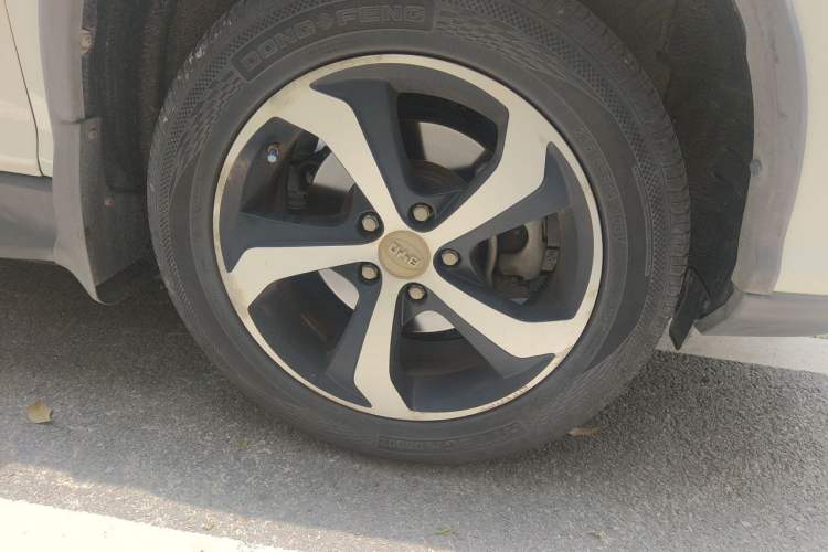Used BYD S7 2015 2.0T Automatic Prestige Model Right Front Wheel Hub