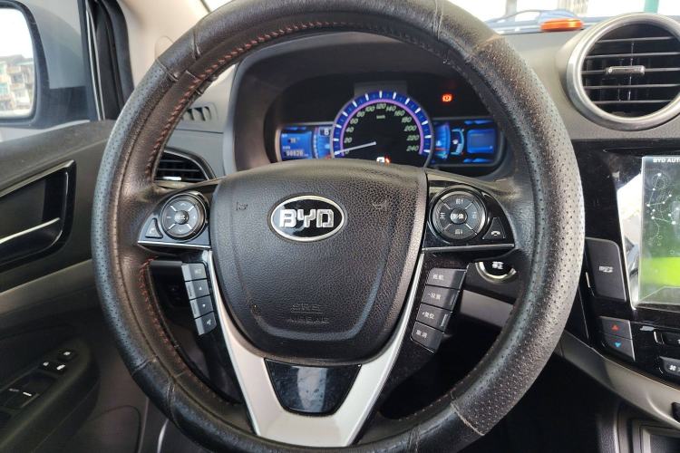 Used BYD S7 2015 1.5T Manual Luxury Model Steering Wheel