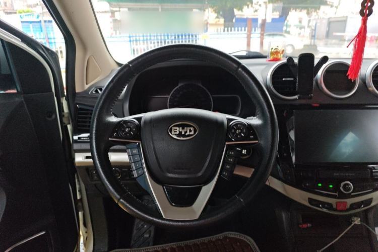 Used BYD S7 2015 1.5T Manual Luxury Model Steering Wheel
