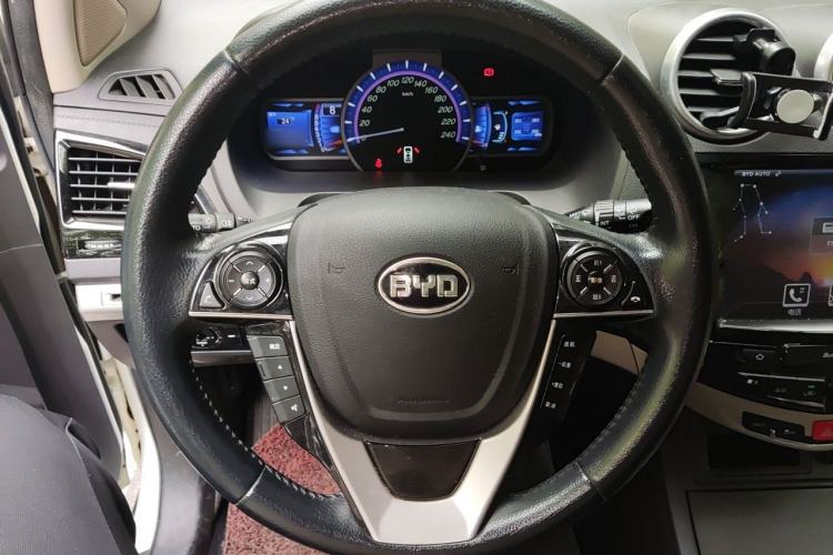 Used BYD S7 2015 1.5T Upgraded Manual Luxury Model Steering Wheel